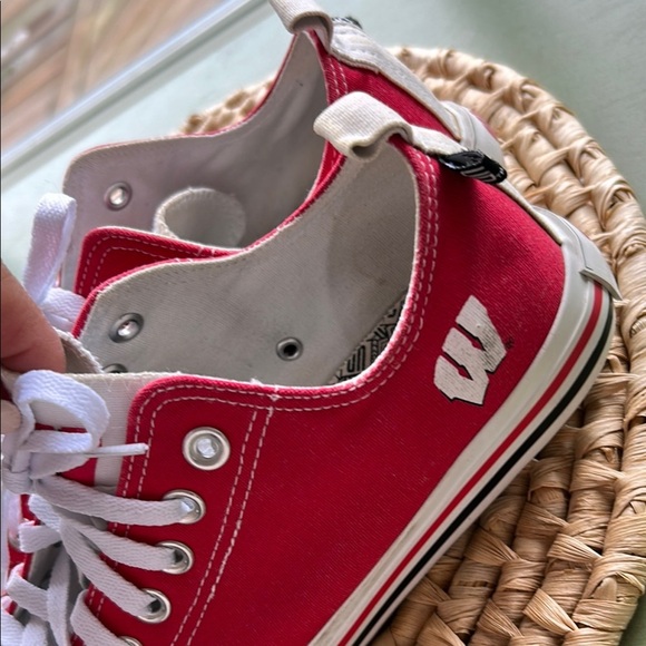 Converse UW Madison Red and White Canvas Sneakers size 10M - Picture 6 of 7